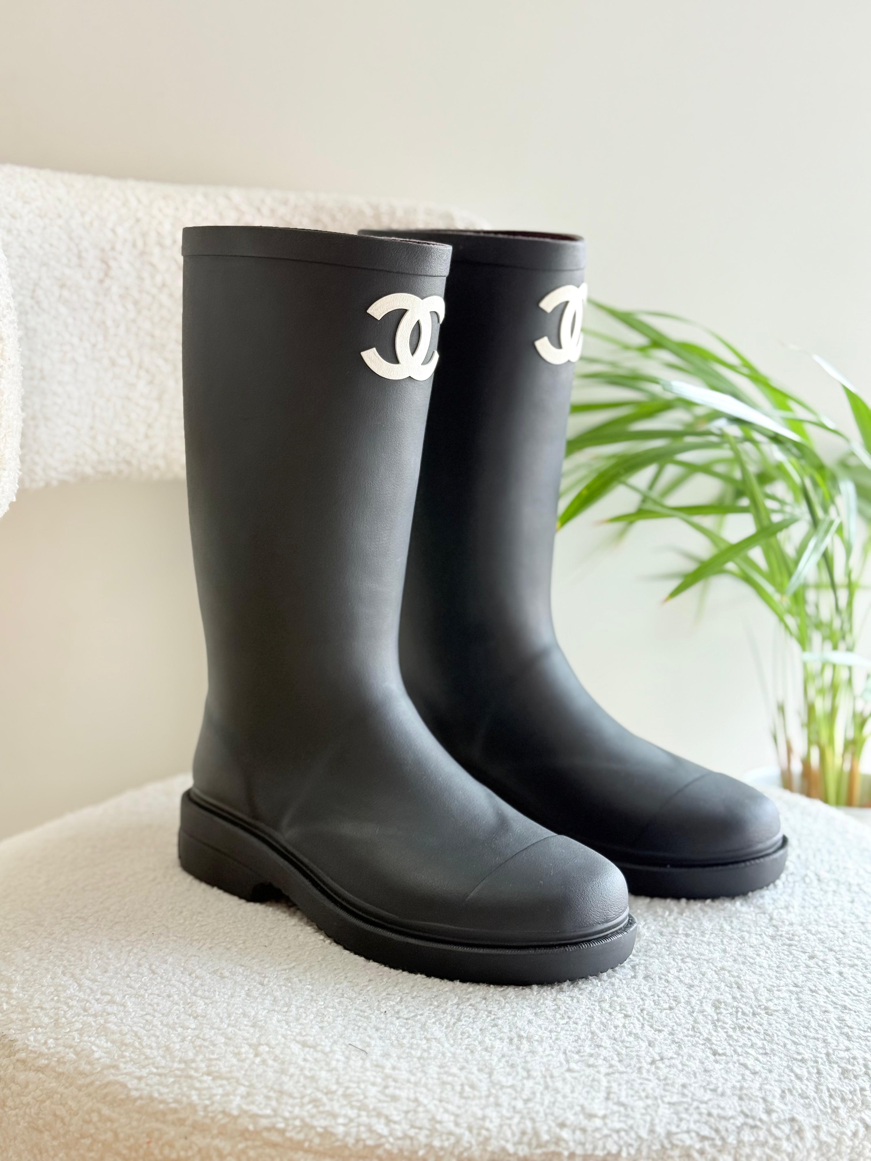 Chanel CC High Boots Black, Chanel Black Rubber Boots, Chanel High Boots Women, Chanel Caoutchouk Boots, Chanel CC Black Boots